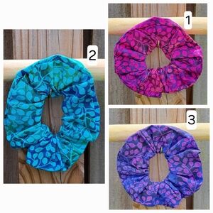 ONE Scrunchie Hair Tie 100% Cotton Pink Purple Green Leaves Prints